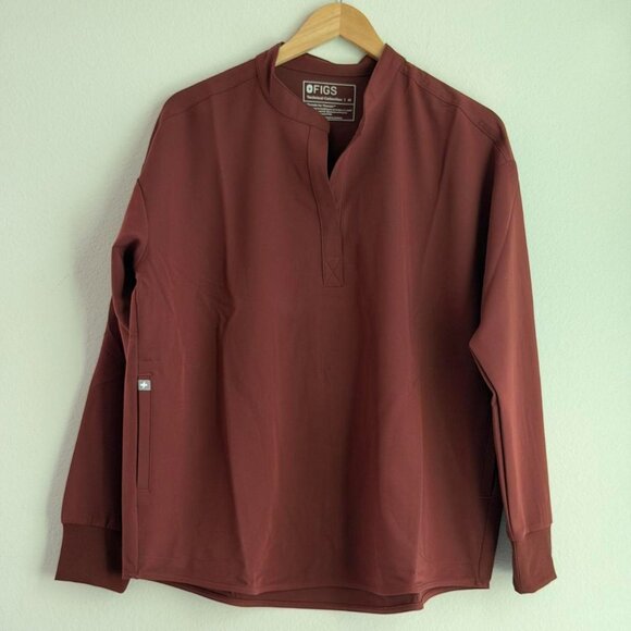 Figs Rafaela Oversized Longsleeve Scrub Top in Walnut, Size Medium - Picture 8 of 11